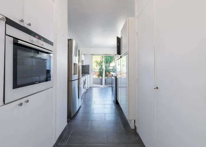 Apartament 104 Sqm Sea-view Cannes