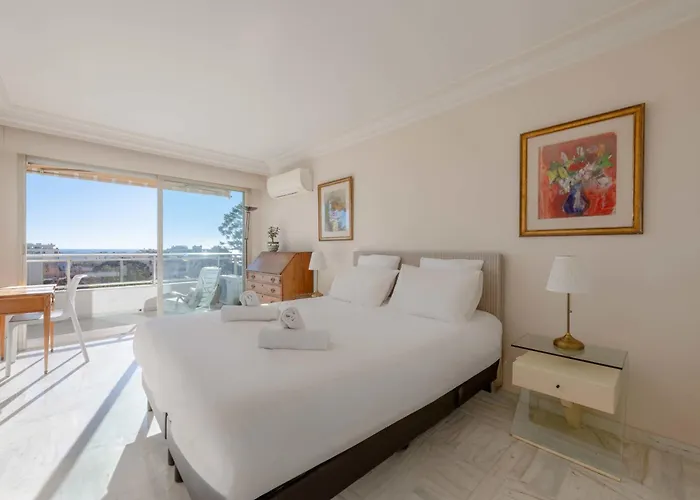 104 Sqm Sea-view * Cannes