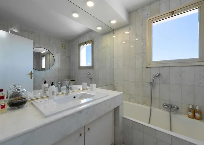 104 Sqm Sea-view * Cannes