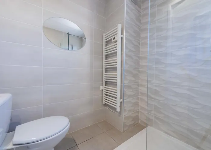 104 Sqm Sea-view Apartament Cannes